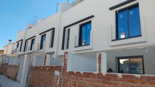 Casa adossada a Calle río tamarguillo 19. Adosada dña ermita