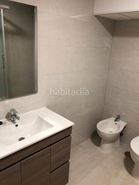 Foto 1fc433e6-e1f1-4c4b-a34a-4b0843fca95d. Alquiler piso en avenida juan gómez juanito 1 impecable piso 2 dorm/2 baños 4 planta centro en Fuengirola
