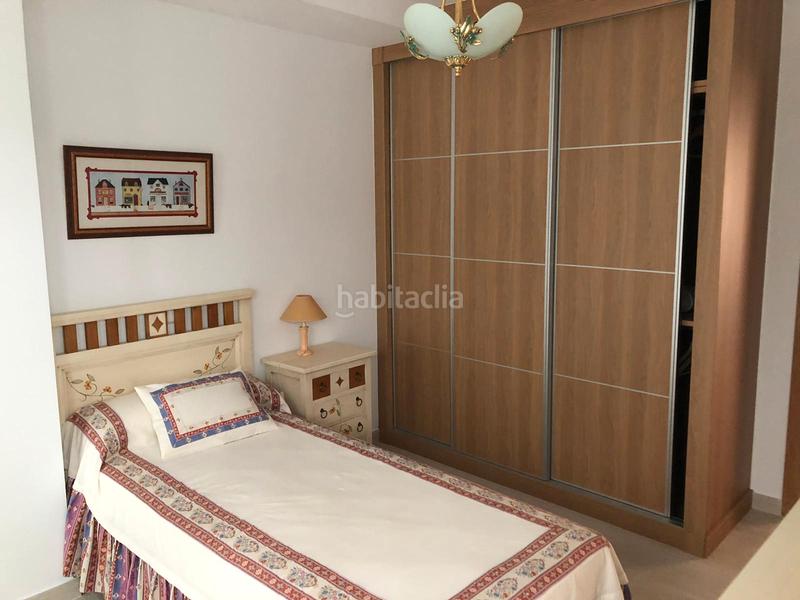 Foto 91179fbe-87ba-420b-a643-4e819e8a0c8d. Alquiler piso en avenida juan gómez juanito 1 impecable piso 2 dorm/2 baños 4 planta centro en Fuengirola