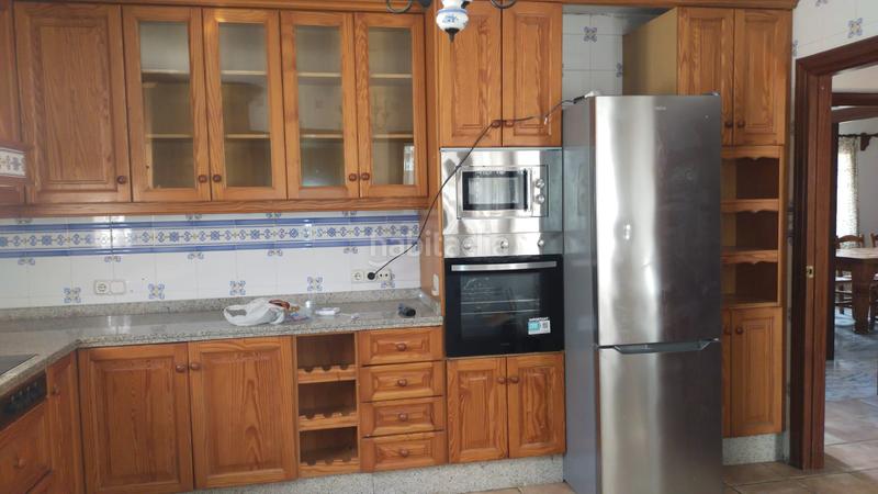 Foto 3ec92205-bd30-478d-84af-15b67be34a8c. Alquiler chalet en calle ronda 6 se alquila casa centro pueblo lópez larga temporada en Fuengirola