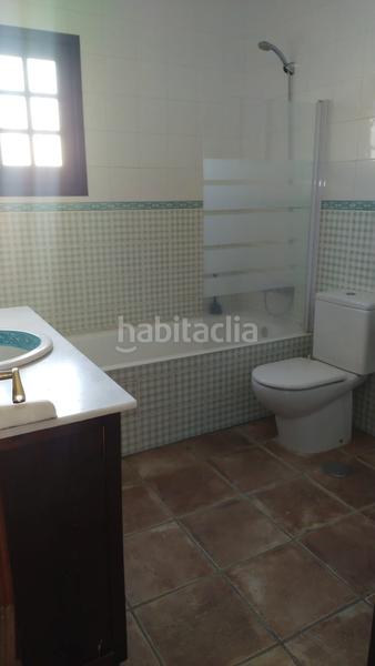 Foto 4e30d4c6-2155-425a-ac7a-1fd1d9025aaf. Alquiler chalet en calle ronda 6 se alquila casa centro pueblo lópez larga temporada en Fuengirola