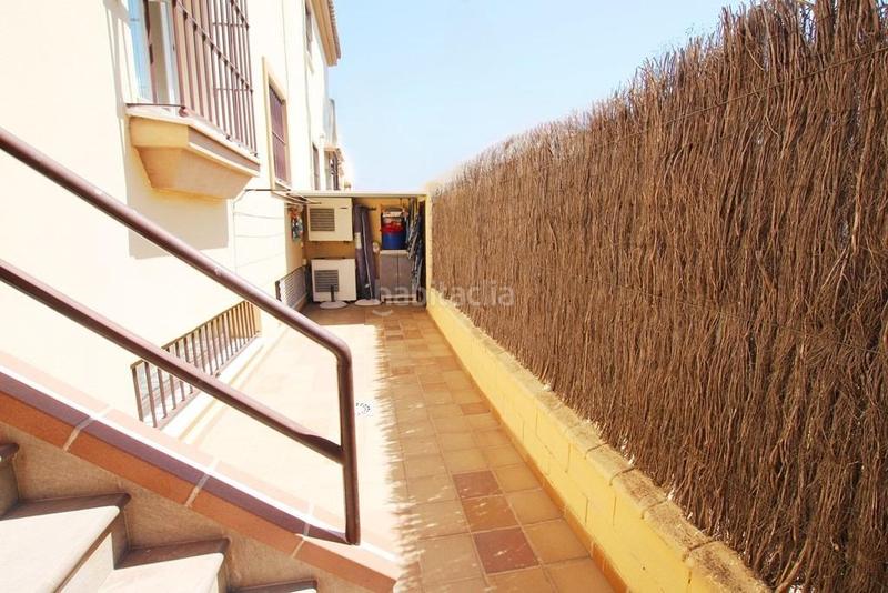 Foto c2d3ebf8-c0ce-40b1-8599-ec6380ee1432. Casa adossada amb calefacció aparcament piscina a Jerez de la Frontera
