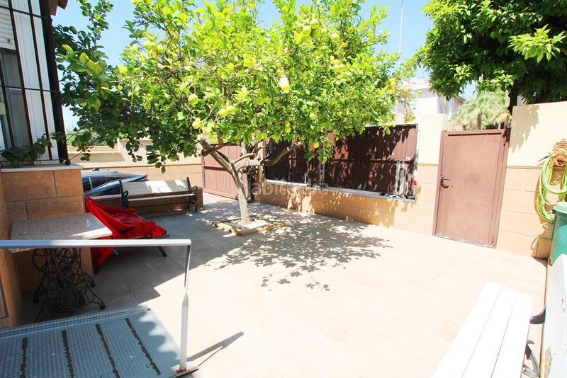 Foto ced34f7d-f245-44dd-9ef7-38495a0d4846. Casa adossada amb calefacció aparcament piscina a Jerez de la Frontera