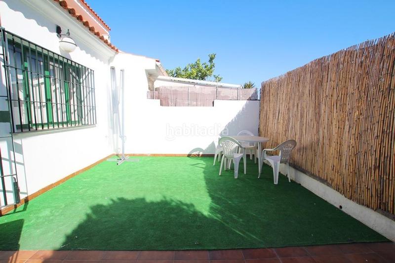 Foto 0bf9dca4-fe30-424a-8523-2e2695049ee4. Casa a schiera con parcheggio in El Altillo Jerez de la Frontera