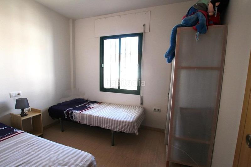Foto 157594d8-b27c-421e-bdde-74a6aee317f6. Casa a schiera con parcheggio in El Altillo Jerez de la Frontera