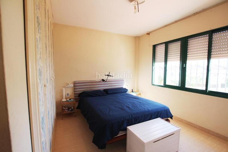 Foto 8030513f-6b3a-458a-8a15-6728775305f5. Casa a schiera con parcheggio in El Altillo Jerez de la Frontera