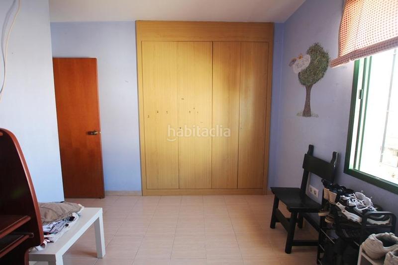 Foto e3ce7d86-e356-46e6-b56b-b6e635c4c436. Casa a schiera con parcheggio in El Altillo Jerez de la Frontera