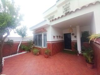 Casa adossada en El Roco - La Milagrosa. Adosado de 4 dormitorios en la marquesa