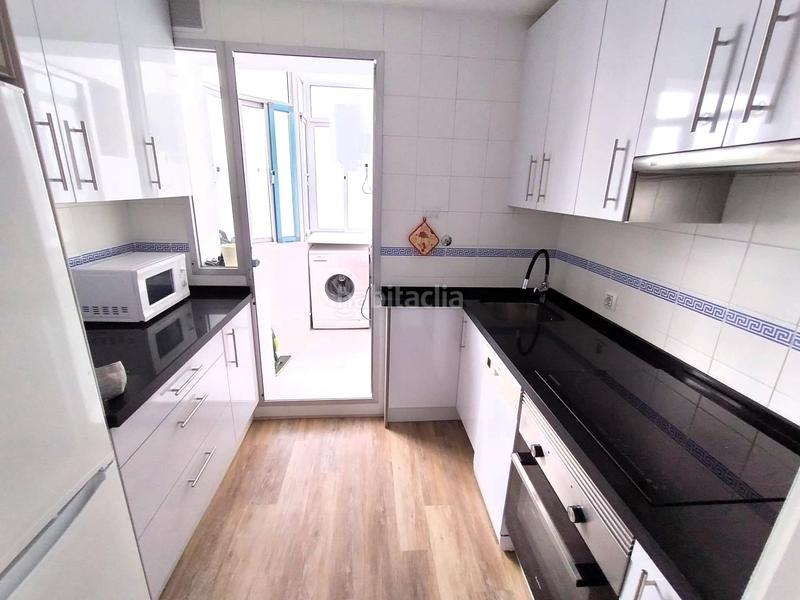 Foto 65ea9557-b068-4aa1-9d5f-fcbc3311799f. Piso  con terraza en zona puertas del sur en Puertas del sur - Guadabajaque Jerez de la Frontera