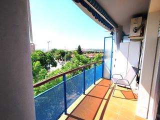 Appartement à Puertas del sur - Guadabajaque. Piso con terraza en zona puertas del sur
