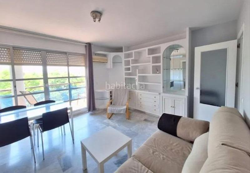 Foto edd15e3f-3f3a-4384-bf7f-670ebc935718. Piso  con terraza en zona puertas del sur en Puertas del sur - Guadabajaque Jerez de la Frontera