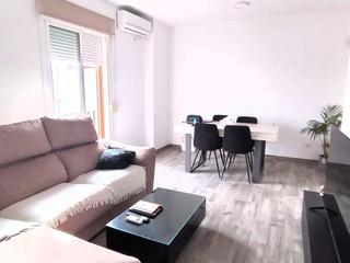 Appartamento in Caballero Bonald-S. José Obrero-Guadalcacín. Piso de 3 dormitorios en san jose obrero
