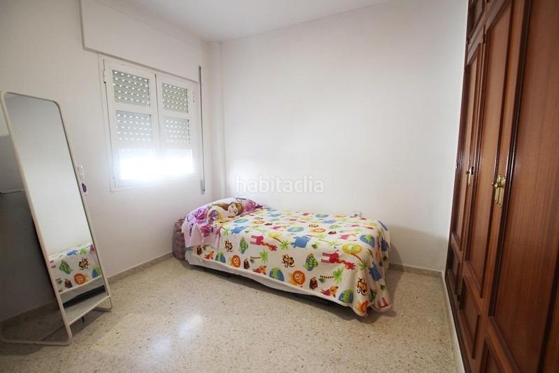 Foto 4a930ca9-d2ff-4d93-ae7e-61b2b42e4e1a. Casa adosada adosado con 2 plazas de garaje en zona centro en Jerez de la Frontera