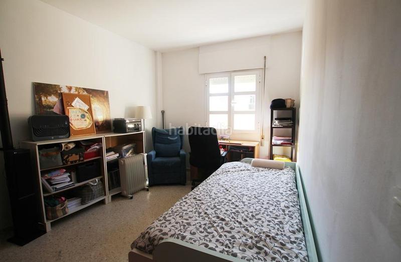 Foto 86573639-df57-45fc-b4cd-bbb41af5bd64. Casa adosada adosado con 2 plazas de garaje en zona centro en Jerez de la Frontera