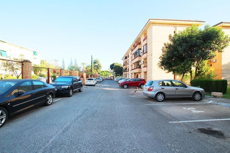 Foto 6bdff4bd-2f72-4c68-a298-cfbfc4575005. Etagenwohnung mit heizung parking in La Plata Jerez de la Frontera