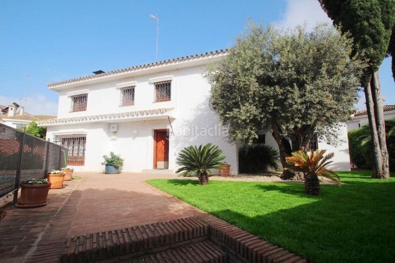 Foto 423c91ce-36bf-4c66-91bc-f6b2bfc8fa53. Chalet  con piscina en El Altillo en El Altillo Jerez de la Frontera