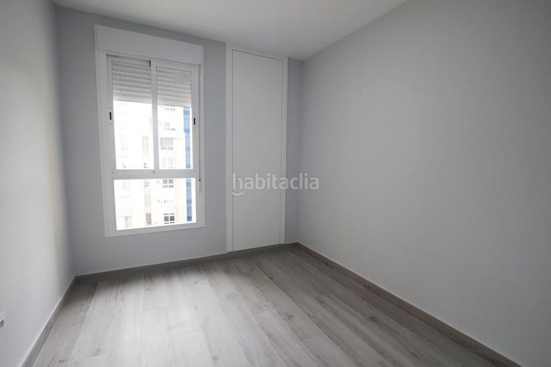 Foto a184ea0b-c81f-4df3-afc5-befc5d77eeab. Piso  de 4 dormitorios y plaza de aparcamiento zona merca 80 en Jerez de la Frontera