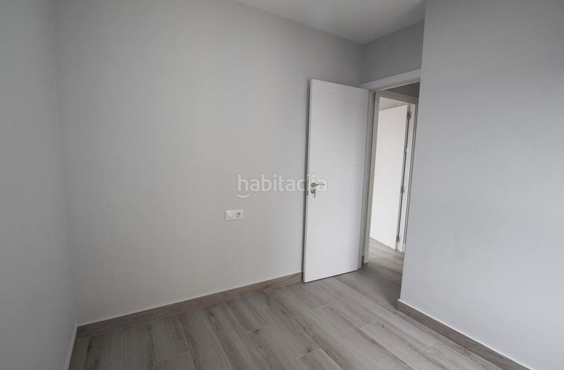 Foto e76c2294-cce5-4d50-9792-8007307c2c3d. Piso  de 4 dormitorios y plaza de aparcamiento zona merca 80 en Jerez de la Frontera