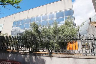 Lloguer Nau industrial a Picadueñas. Nave industrial en el parque empresarial del oeste