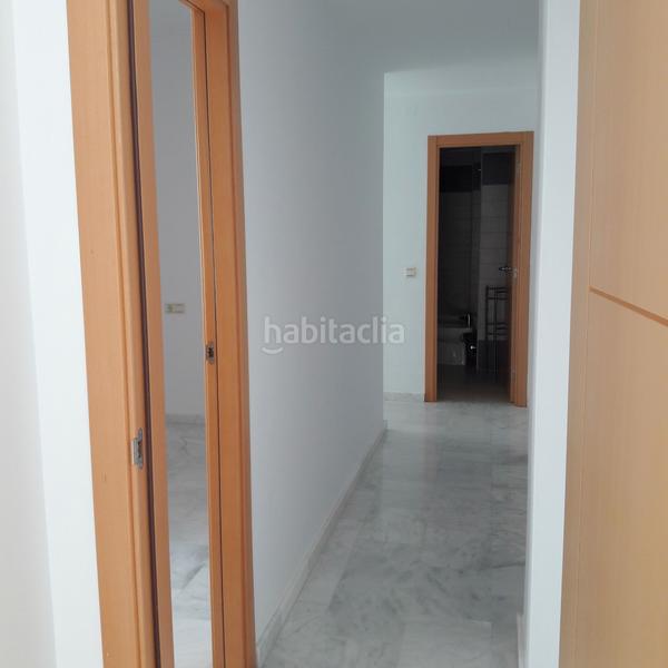 Foto 6b27acde-37f8-4ae2-a99c-b5e3fb3e3014. Alquiler piso en La Goleta - San Felipe Neri Málaga