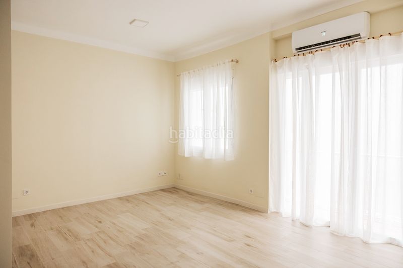 Foto f02ee636-69b1-49f1-8b7f-bf6a883aeb30. Lloguer pis a Ensanche Centro - Puerto Málaga