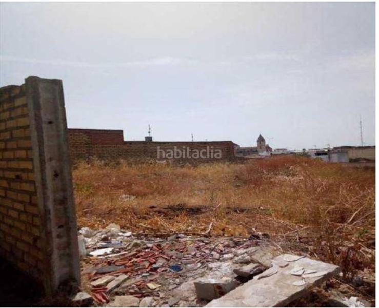 Foto defb2f99-0d2a-425a-a0ca-eb2c279f6519. Terrain résidentiel dans calle valparaiso 1 dans Aznalcóllar