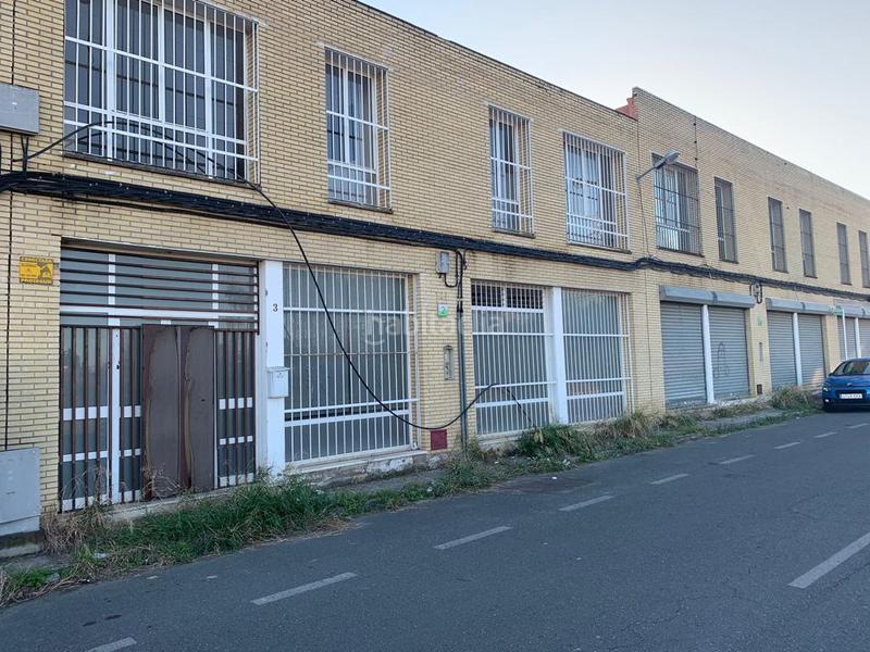 Foto 088e94be-ad8d-4224-a663-315b16c93489. Oficina a calle azahar 2 a Valencina de la Concepción