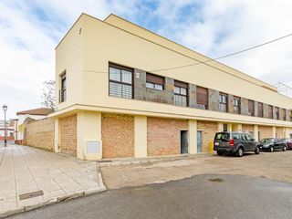 Local Comercial en Calle tartessos 48. Promocion de locales
