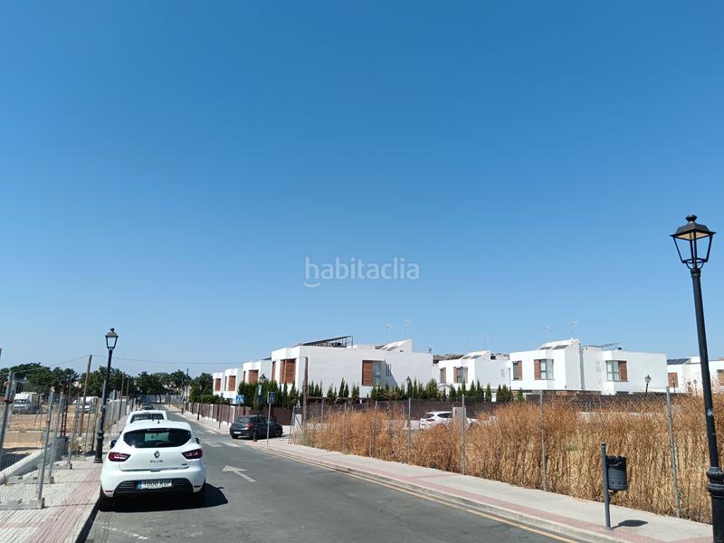 Foto 54f3b810-8985-4c10-95df-1ce2b0c1e842. Casa adosada magnifico adosado en exclusiva en Centro Bormujos