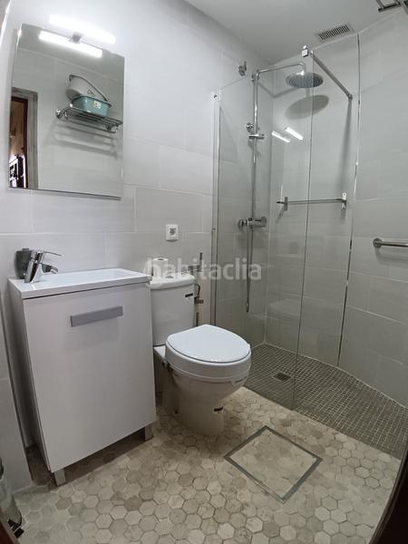 Foto a20a1cd1-5adf-4593-8076-556a95827229. Casa adosada magnifico adosado en exclusiva en Centro Bormujos