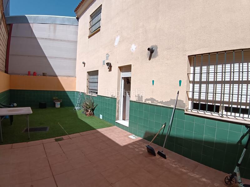 Foto aa088a2f-e38c-497a-97f2-0bfbd9c9963a. Casa adosada magnifico adosado en exclusiva en Centro Bormujos