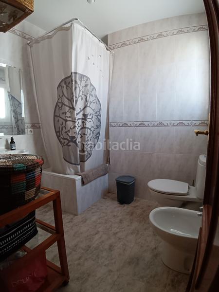 Foto c09cb08d-b378-47c2-9e7a-1e3c0bced384. Casa adosada magnifico adosado en exclusiva en Centro Bormujos
