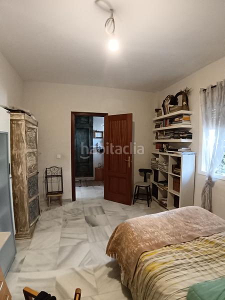 Foto f66e32b2-209d-44ab-951a-50cdf39a8ce7. Casa adosada magnifico adosado en exclusiva en Centro Bormujos