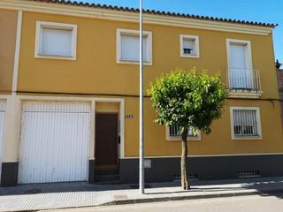 Casa adossada a Calle dolores gutiérrez 9. Casa adosada