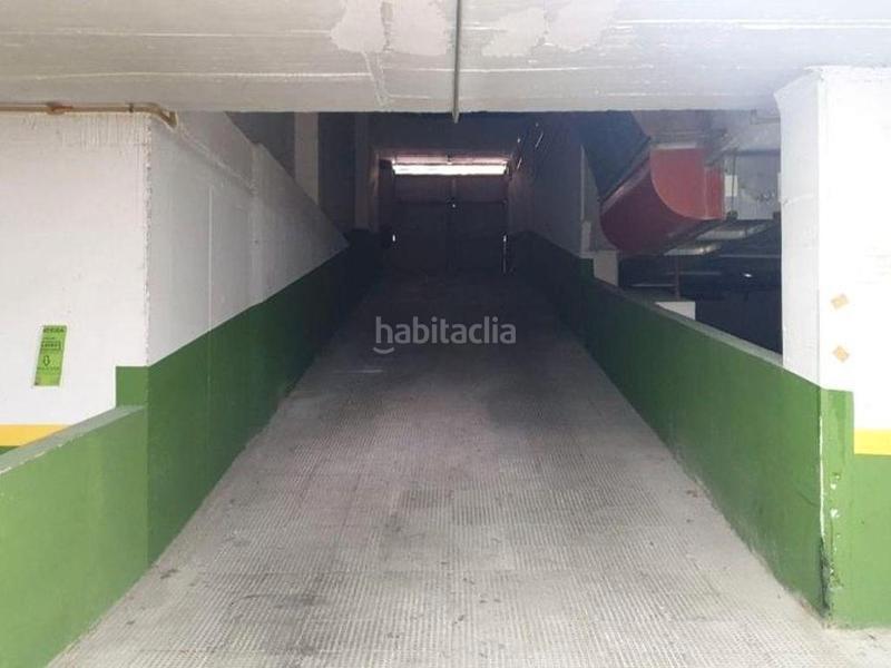 Foto 77139ba1-0145-4fcd-9b67-8dcf69c1bdd0. Oficina a calle marqués de pickman 15 a Barrio del Nervión Sevilla