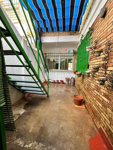 Foto 0376c0fc-18f4-42d4-af5a-9d79cc8bc898. Casa  barriada belen en Centro Tomares