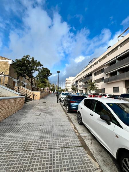 Foto 702b6ba1-f1a1-4c0e-a8a8-136aa20f3fc1. Casa  barriada belen en Centro Tomares