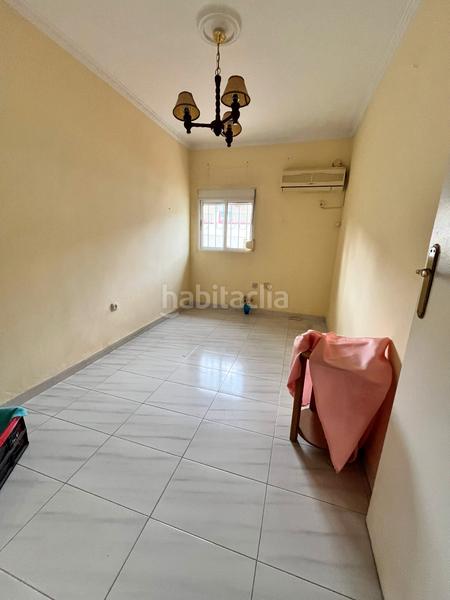 Foto 778e6ac0-7fe0-4f62-9828-83ce11d37842. Casa  barriada belen en Centro Tomares