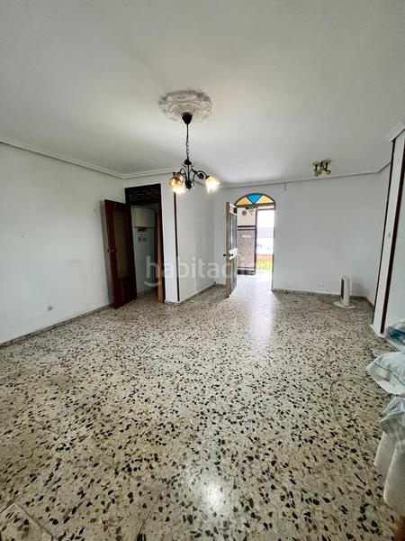 Foto 86d59bfe-70f6-4de6-8a53-ef0f7bcfea2f. Casa  barriada belen en Centro Tomares