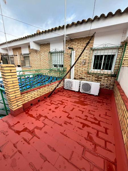 Foto 9a974dd2-a528-4a90-9501-243d4756a34b. Casa  barriada belen en Centro Tomares