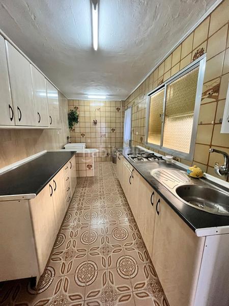 Foto c29a04d9-c396-4be1-a119-2c00e1154223. Casa  barriada belen en Centro Tomares