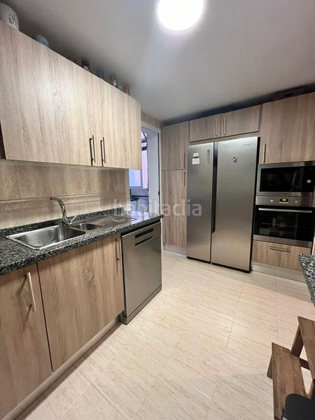 Foto 6102e499-5f9f-4c29-a0db-c38fc325608d. Pis a calle de la fuente 23 a Centro Tomares