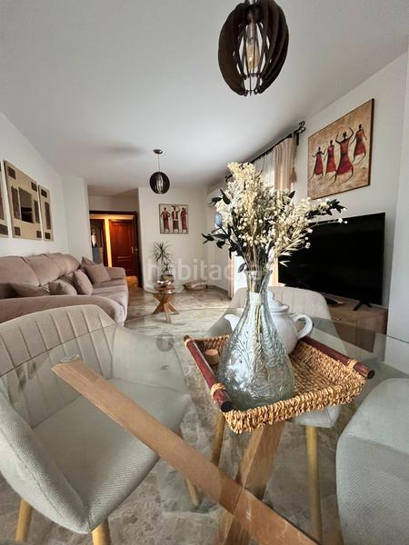 Foto b9c0df98-704d-491d-be6c-fa2ecc4c9c14. Pis a calle de la fuente 23 a Centro Tomares