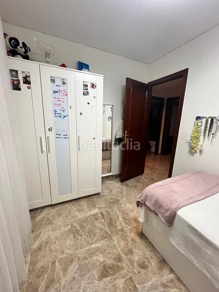 Foto ea1fdcc8-a935-420d-aa61-1272e2cbd88d. Pis a calle de la fuente 23 a Centro Tomares