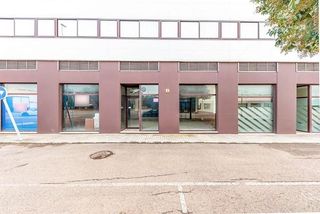 Local Comercial  Avenida de benacazón 3. Local en venta en avda. camino de benacazon, 3, bollullos de la