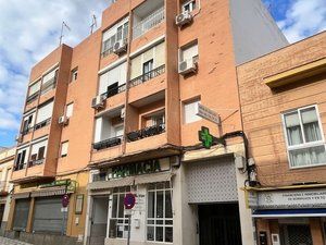 Rent Flat  Calle 28 de febrero 4. Alquiler de piso en zona centro
