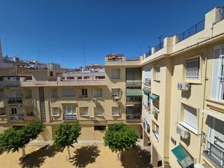 Appartamento  Calle febo. Fantastica vivienda en el corrazon de triana
