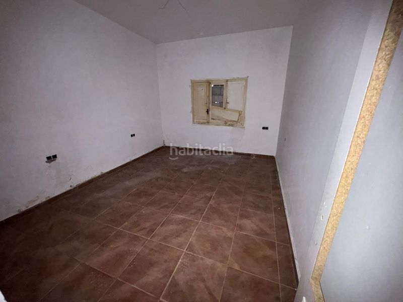 Foto b5fb24e9-2dbb-4618-bc61-cdbae2ce2f44. Casa adossada a calle francisco lara y araujo 47 a Chipiona