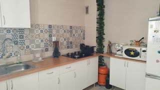 Appartement  Calle guila blanca. Se vende magnfico piso en la zona de las guilas. en muy buen e