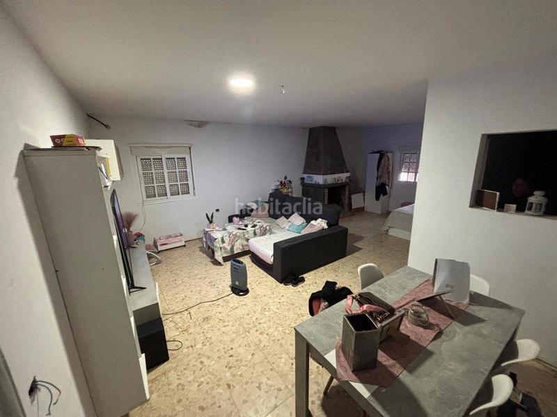 Foto fc023993-2955-4cc0-8f11-cc4d27f67ec7. Chalet se vende magnífico chalet en la urbanización federico echaguy, zona en plena expansión a minutos de entre núcleos, . en Dos Hermanas